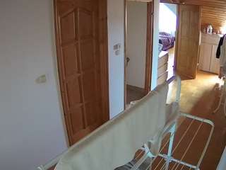 voyeurcam-julmodels-hall-2nd Thumb Image