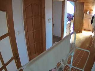 voyeurcam-julmodels-hall-2nd
