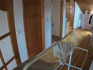 voyeurcam-julmodels-hall-2nd