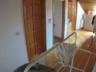 voyeurcam-julmodels-hall-2nd