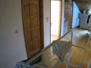 voyeurcam-julmodels-hall-2nd