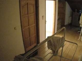 voyeurcam-julmodels-hall-2nd