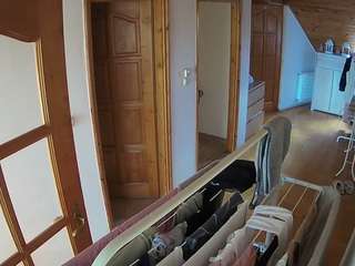voyeurcam-julmodels-hall-2nd