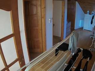 voyeurcam-julmodels-hall-2nd