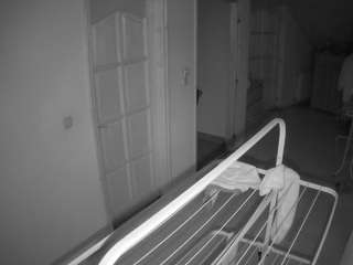 voyeurcam-julmodels-hall-2nd