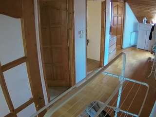 voyeurcam-julmodels-hall-2nd