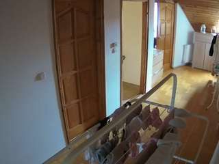 voyeurcam-julmodels-hall-2nd