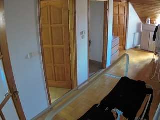 voyeurcam-julmodels-hall-2nd