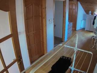 voyeurcam-julmodels-hall-2nd