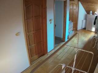 voyeurcam-julmodels-hall-2nd