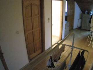 voyeurcam-julmodels-hall-2nd