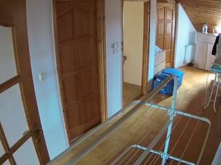 voyeurcam-julmodels-hall-2nd