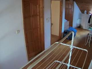 voyeurcam-julmodels-hall-2nd Thumb Image