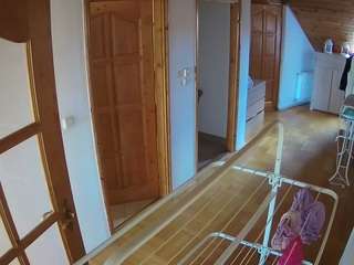 voyeurcam-julmodels-hall-2nd