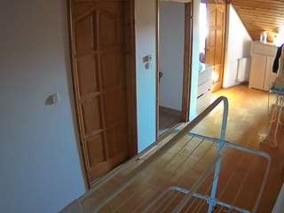 voyeurcam-julmodels-hall-2nd camsoda