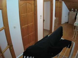 voyeurcam-julmodels-hall-2nd camsoda
