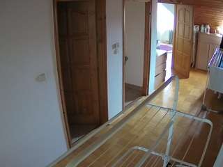 voyeurcam-julmodels-hall-2nd