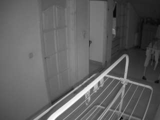 voyeurcam-julmodels-hall-2nd