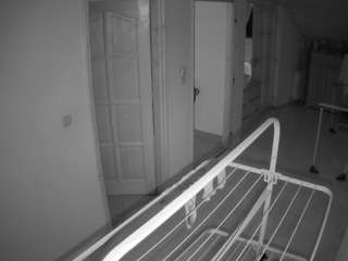 voyeurcam-julmodels-hall-2nd