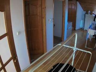voyeurcam-julmodels-hall-2nd