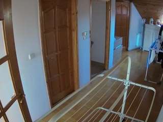 voyeurcam-julmodels-hall-2nd