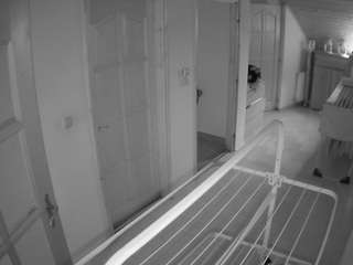voyeurcam-julmodels-hall-2nd