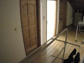 voyeurcam-julmodels-hall-2nd