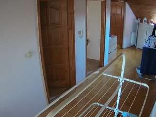 voyeurcam-julmodels-hall-2nd camsoda