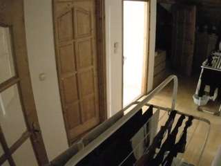 voyeurcam-julmodels-hall-2nd camsoda