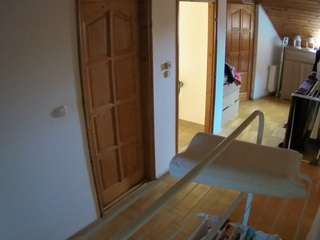 voyeurcam-julmodels-hall-2nd - Live HD Webcam