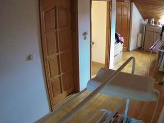 voyeurcam-julmodels-hall-2nd