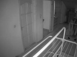 voyeurcam-julmodels-hall-2nd