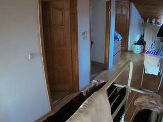 voyeurcam-julmodels-hall-2nd