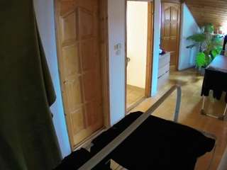 voyeurcam-julmodels-hall-2nd