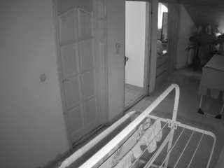 voyeurcam-julmodels-hall-2nd