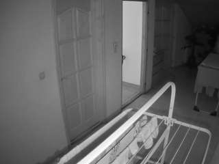 voyeurcam-julmodels-hall-2nd