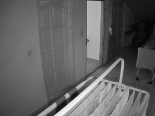 voyeurcam-julmodels-hall-2nd