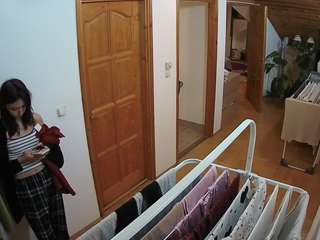 voyeurcam-julmodels-hall-2nd