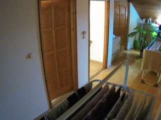 voyeurcam-julmodels-hall-2nd