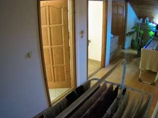 voyeurcam-julmodels-hall-2nd