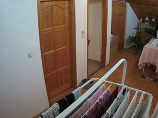 voyeurcam-julmodels-hall-2nd