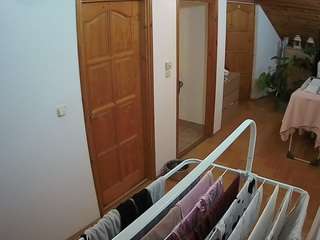 voyeurcam-julmodels-hall-2nd