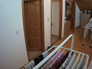 voyeurcam-julmodels-hall-2nd