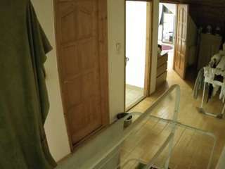 voyeurcam-julmodels-hall-2nd Drinking live webcam