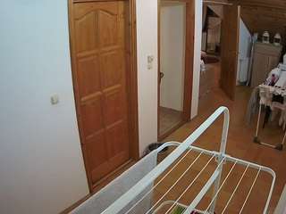 voyeurcam-julmodels-hall-2nd