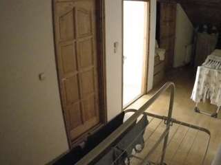 voyeurcam-julmodels-hall-2nd