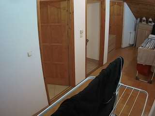 voyeurcam-julmodels-hall-2nd