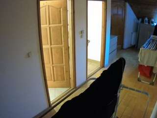 voyeurcam-julmodels-hall-2nd