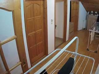 voyeurcam-julmodels-hall-2nd