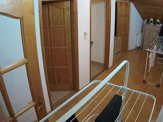 voyeurcam-julmodels-hall-2nd